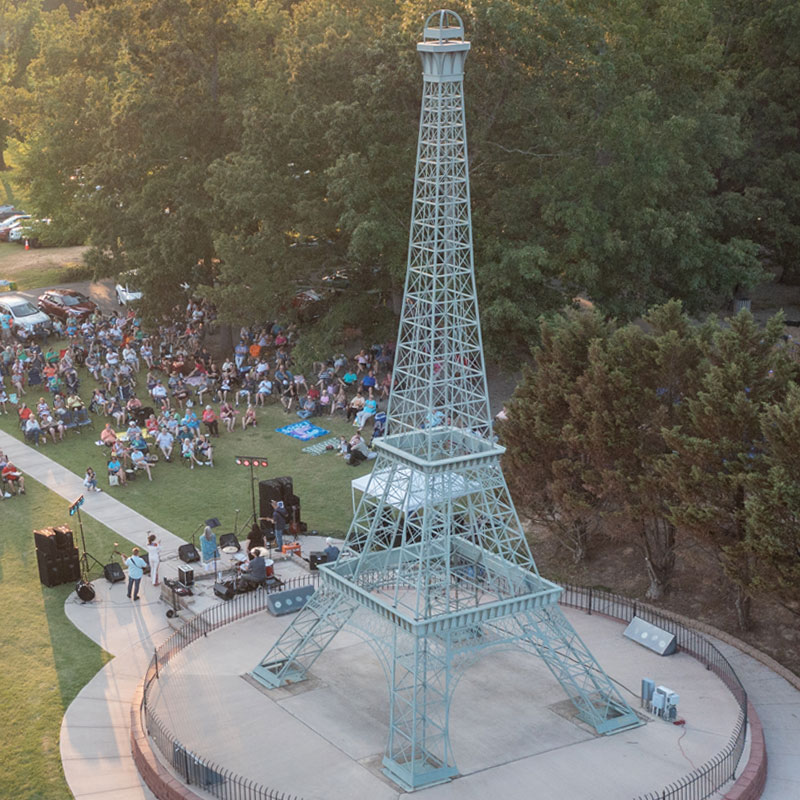 Eiffel Tower Park